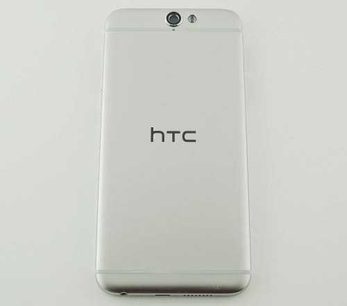 HTC A9 zadný kryt stříbrný