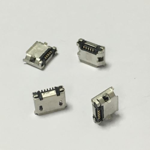 Prestigio PMP3670B MultiPad 7.0 Ultra+ microUSB nabíjací konektor