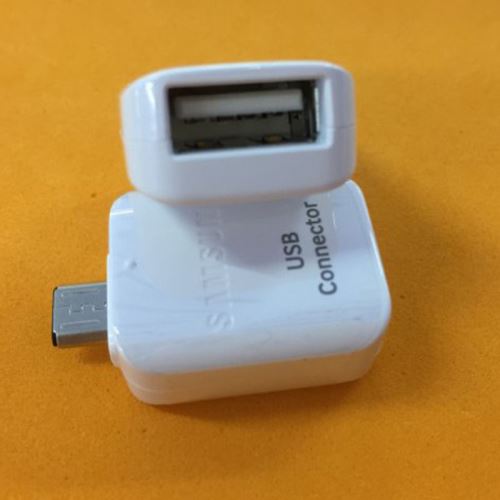 EE-UG930 Samsung microUSB - USB OTG adaptér White (Bulk)